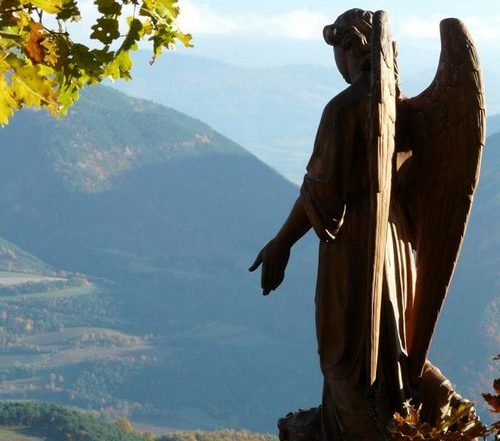 Anges et démons à Notre dame du Laus